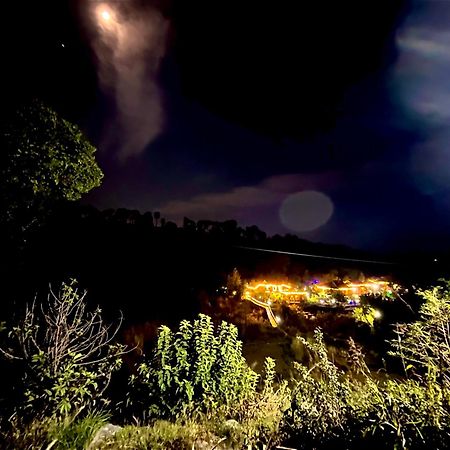 Prakriti Aalay - Riverside Mountain View Boutique Eco Resort Dharamshala Buitenkant foto