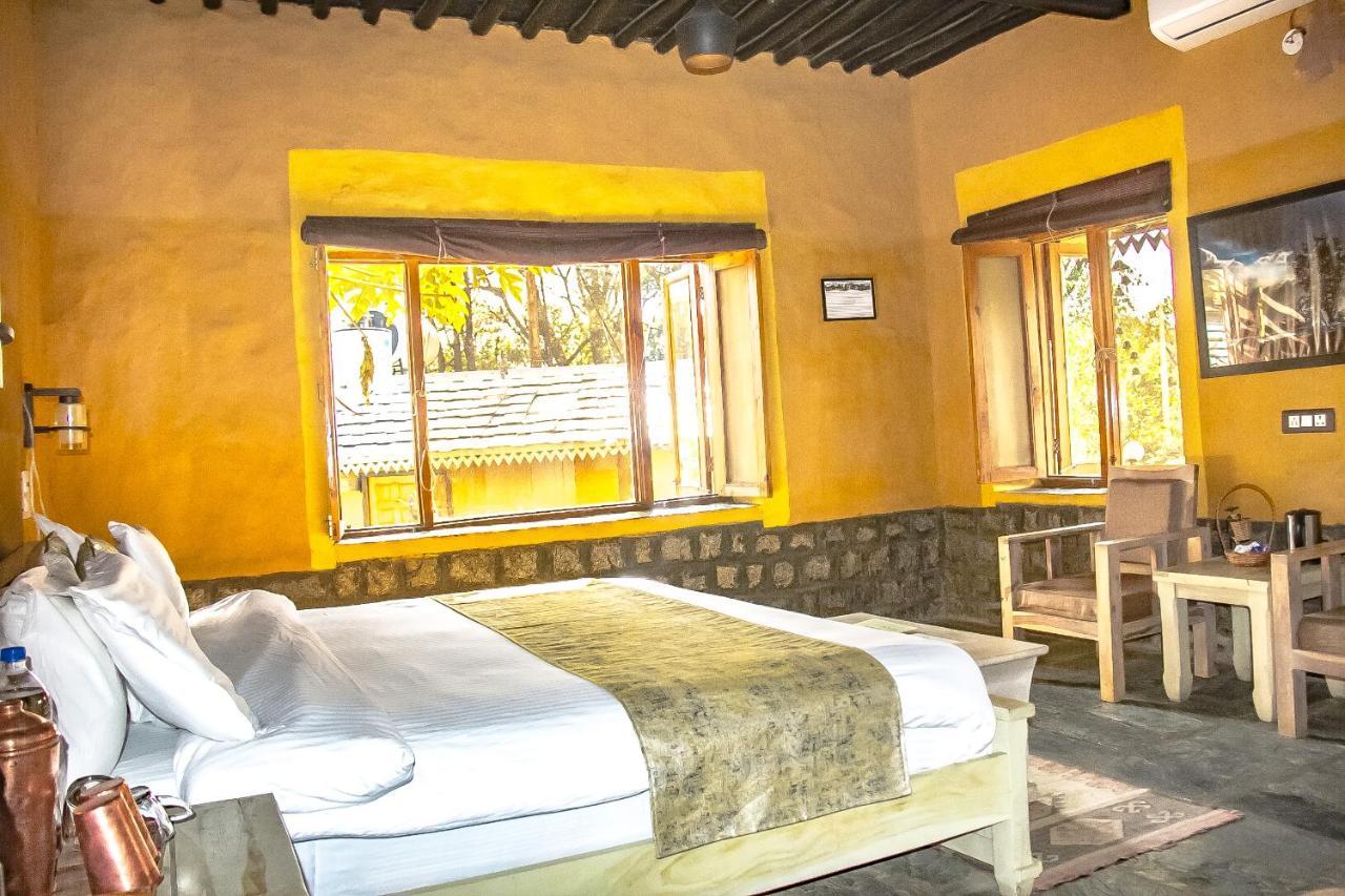 Prakriti Aalay - Riverside Mountain View Boutique Eco Resort Dharamshala Buitenkant foto