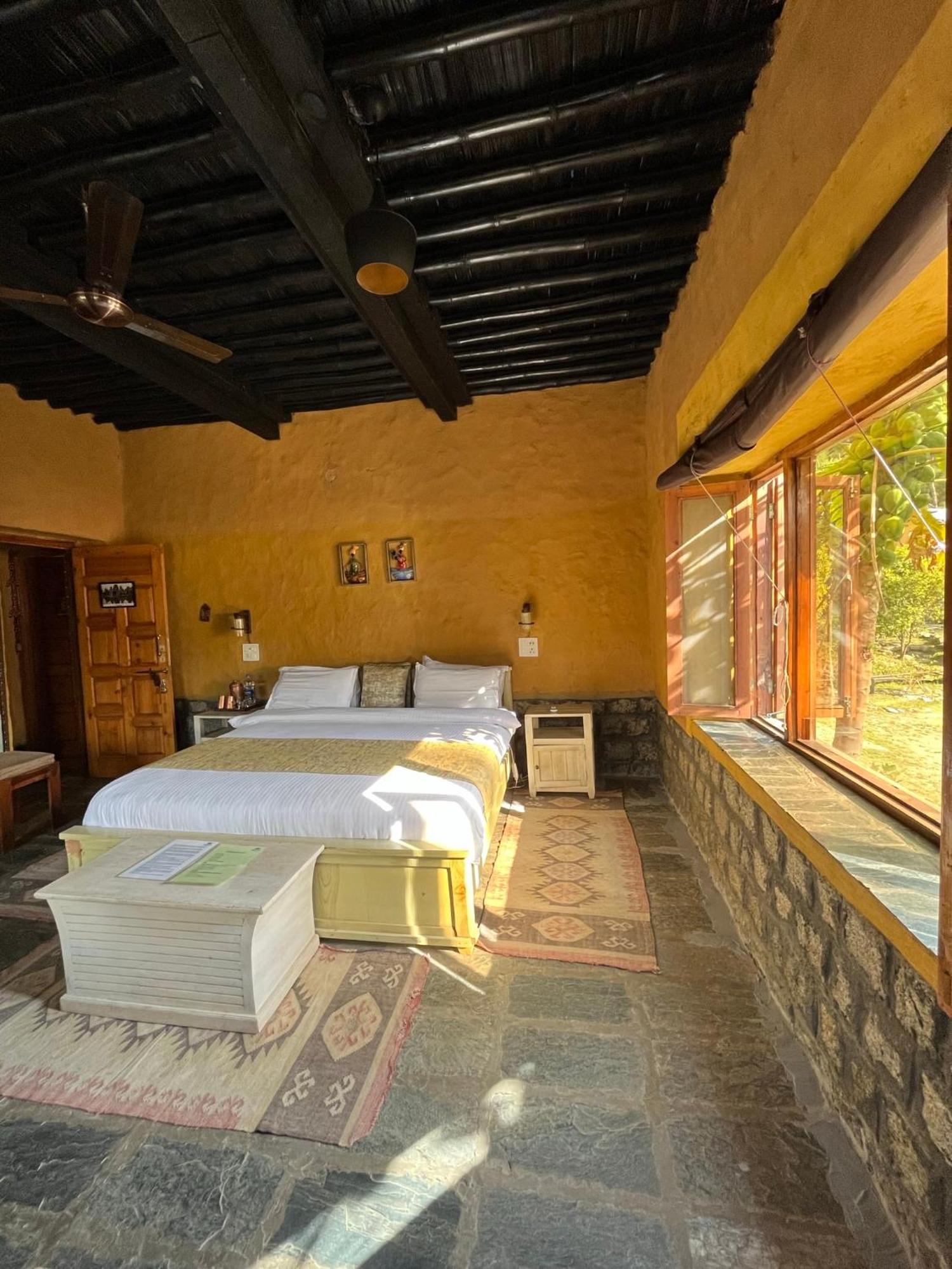 Prakriti Aalay - Riverside Mountain View Boutique Eco Resort Dharamshala Buitenkant foto