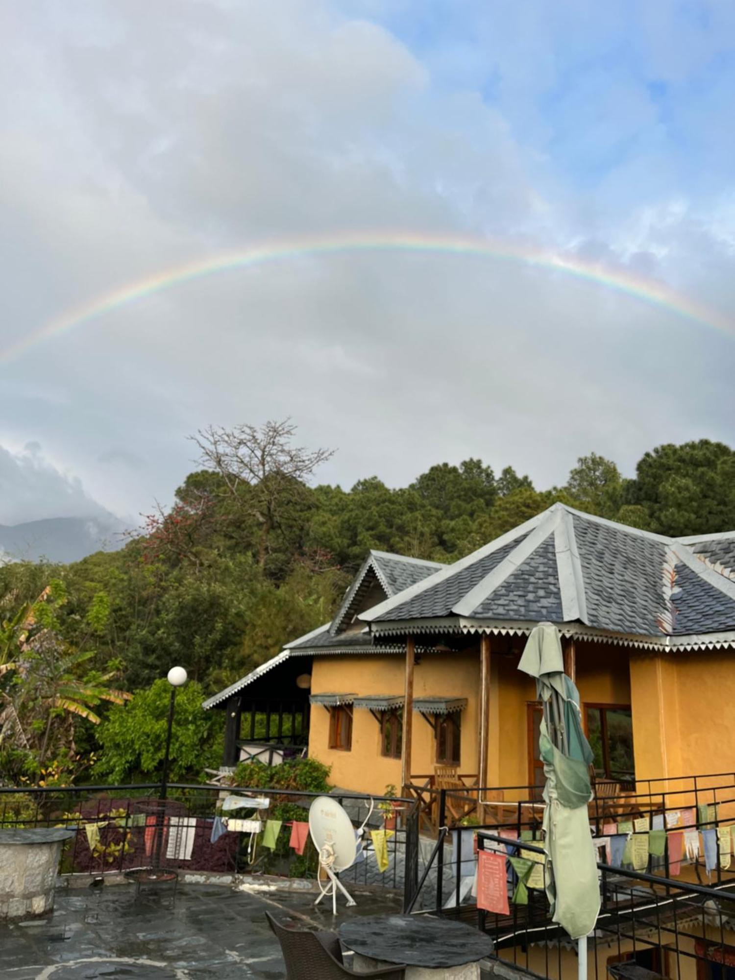 Prakriti Aalay - Riverside Mountain View Boutique Eco Resort Dharamshala Buitenkant foto